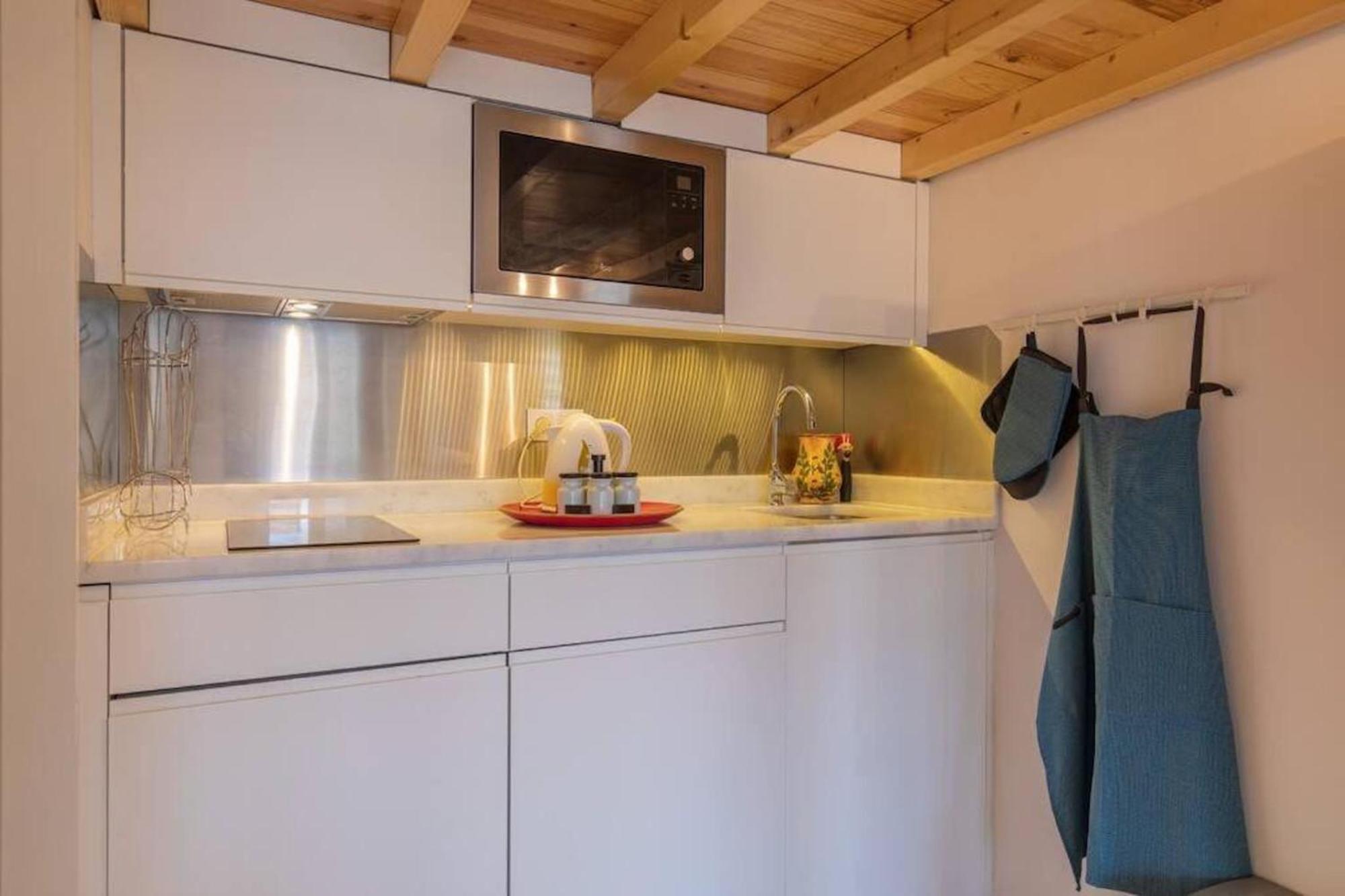 Tiny Retreat In Lisbon Appartement Buitenkant foto